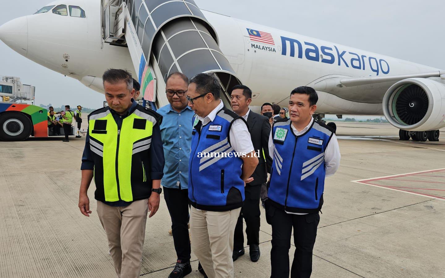 Pesawat Maskargo Milik Maskapai Malasysia Mendarat Di Bandara Kertajati Majalengka