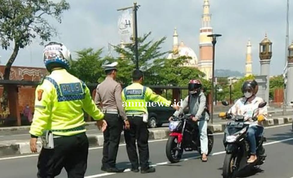 Pasang ETLE Portable, Polres Majalengka Berharap Pengendara Sadar Tertib Berlalu Lintas