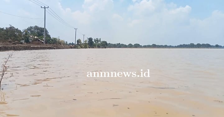 Saluran Irigasi Lubang Sayem Desa Nunuk, Kecamatan Lelea, Kabupaten Indramayu Bermasalah