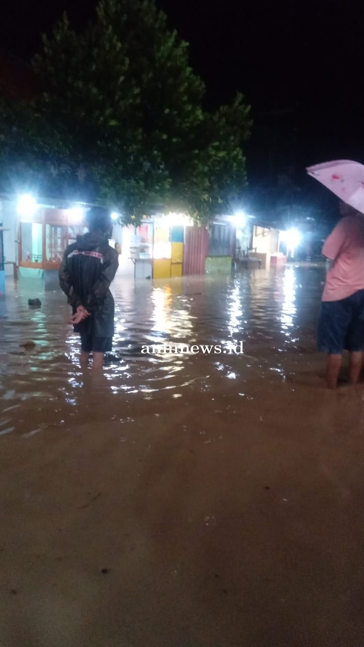 Cirebon Diterjang Banjir, DPC PSIB Kab. Cirebon Bergerak Bantu Korban