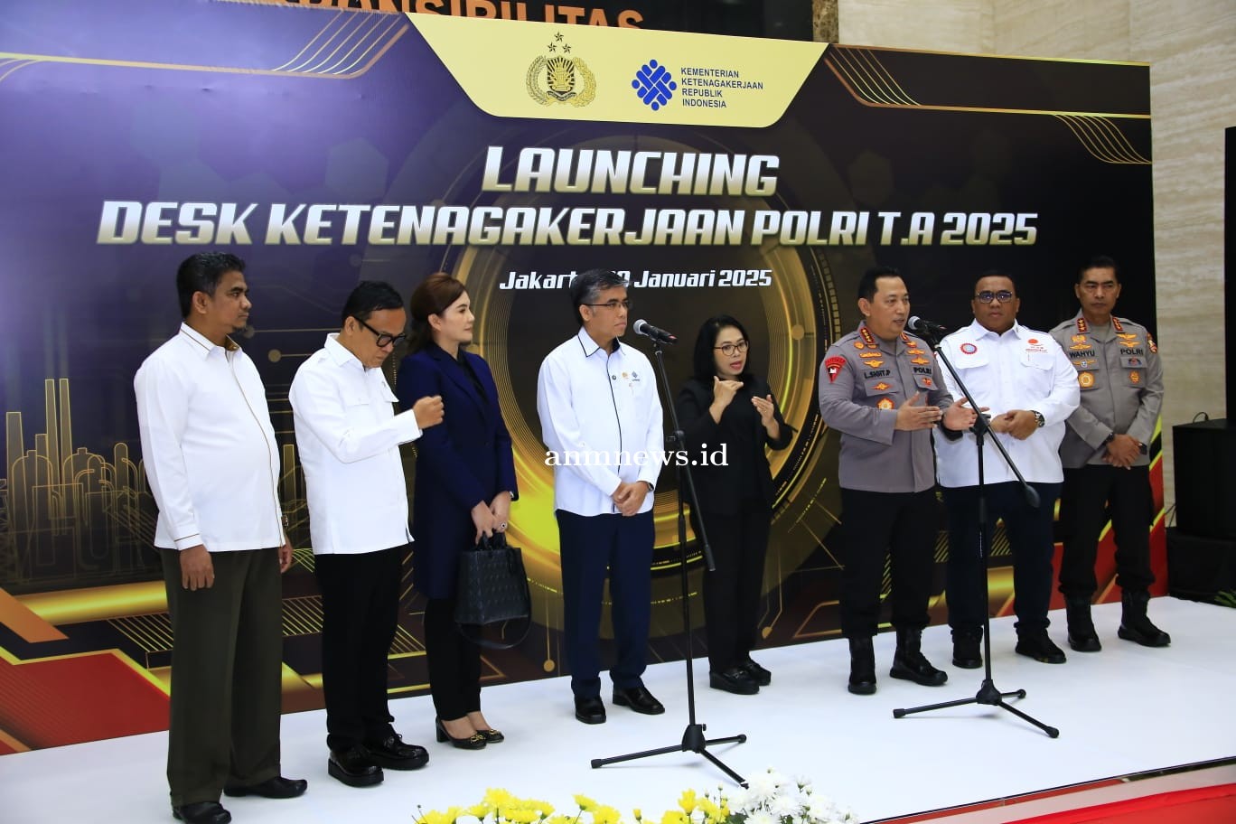 Kapolri Resmikan Desk Ketenagakerjaan Demi Beri Jaminan Perlindungan Kaum Buruh