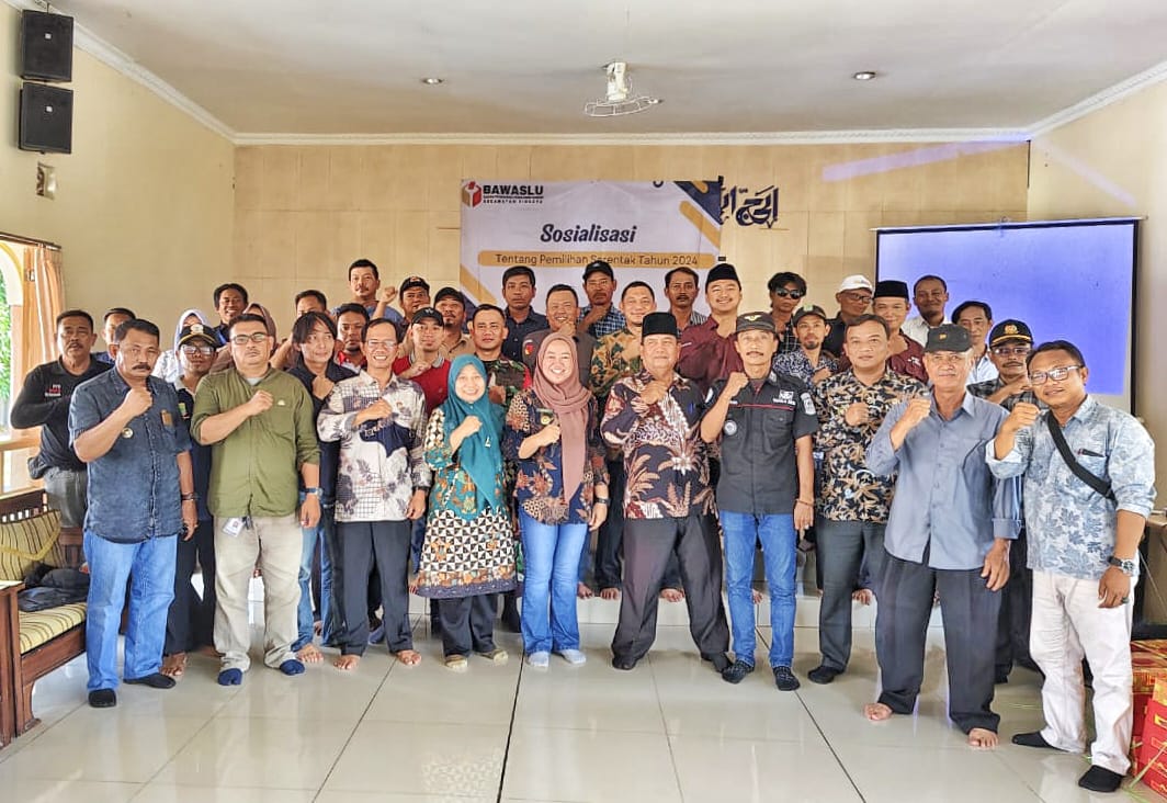Panwascam Cibuaya Gelar Sosialisasi untuk Jaga Netralitas ASN dan Pemerintahan Desa