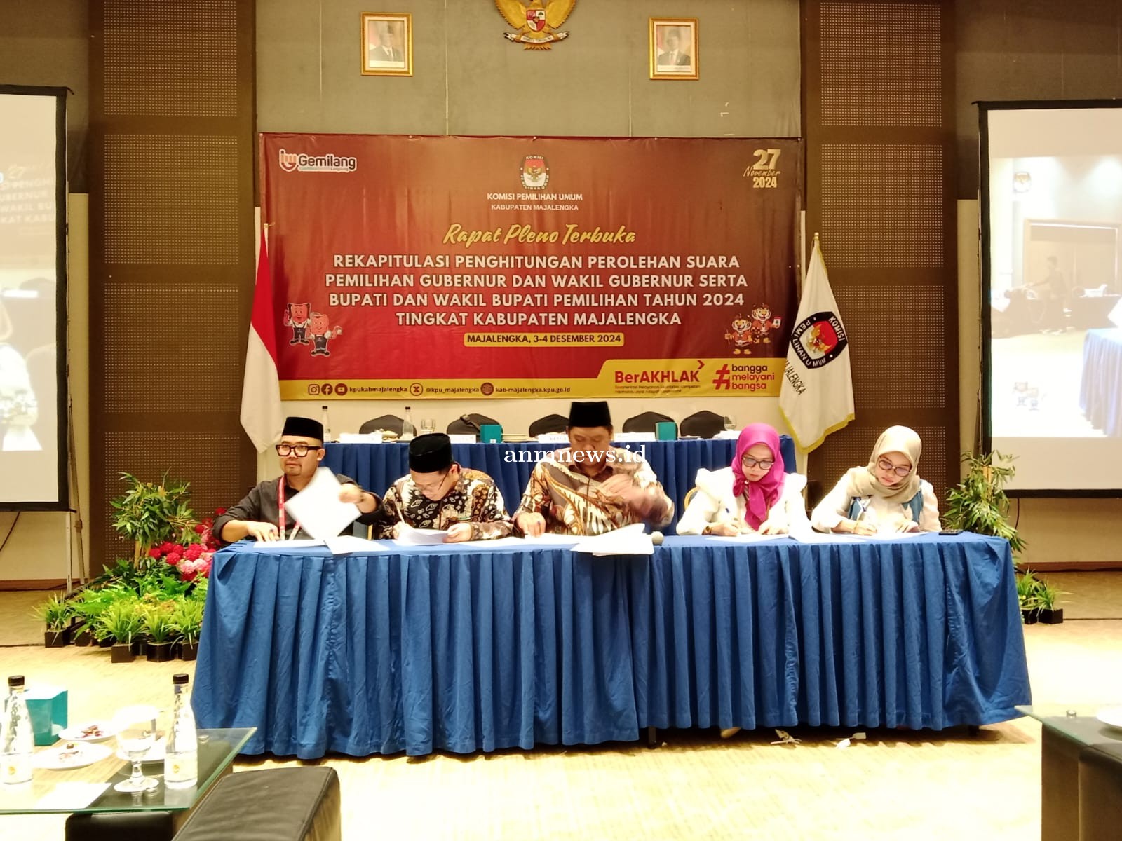 KPU Majalengka Umumkan Untuk Bupati Paslon Eman-Dena Unggul
