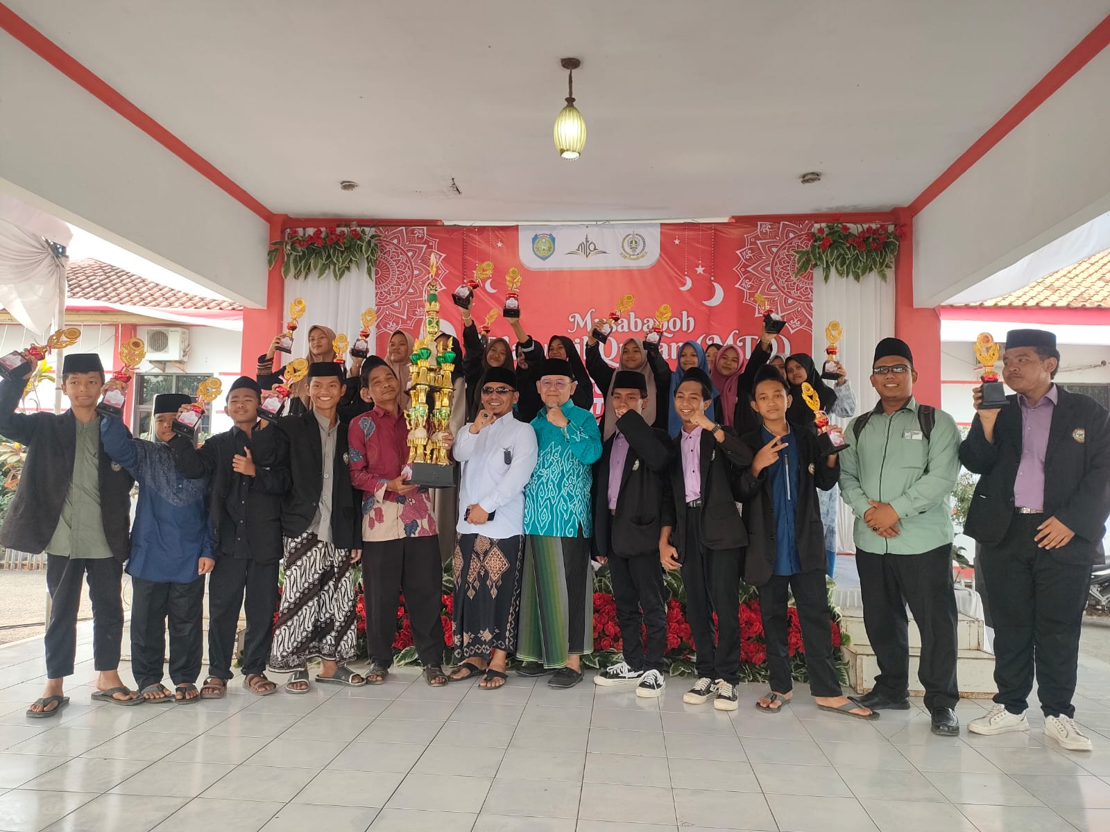Desa Loyang Kembali Meraih Juara Umum Lomba MTQ Tingkat Kecamatan