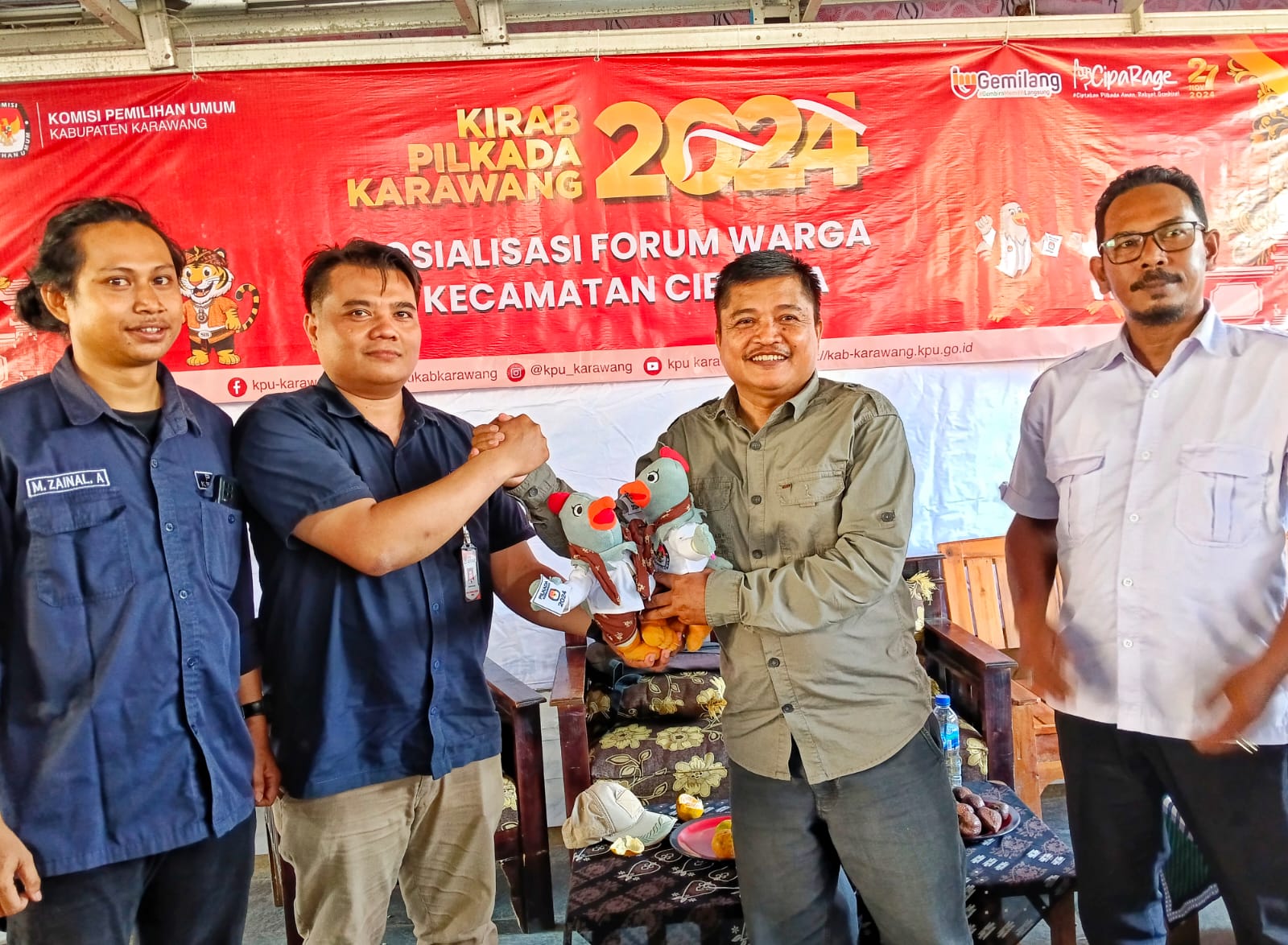 Sosialisasi Forum Warga Digelar PPK Cibuaya dalam Rangkaian Kirab Pilkada Karawang 2024