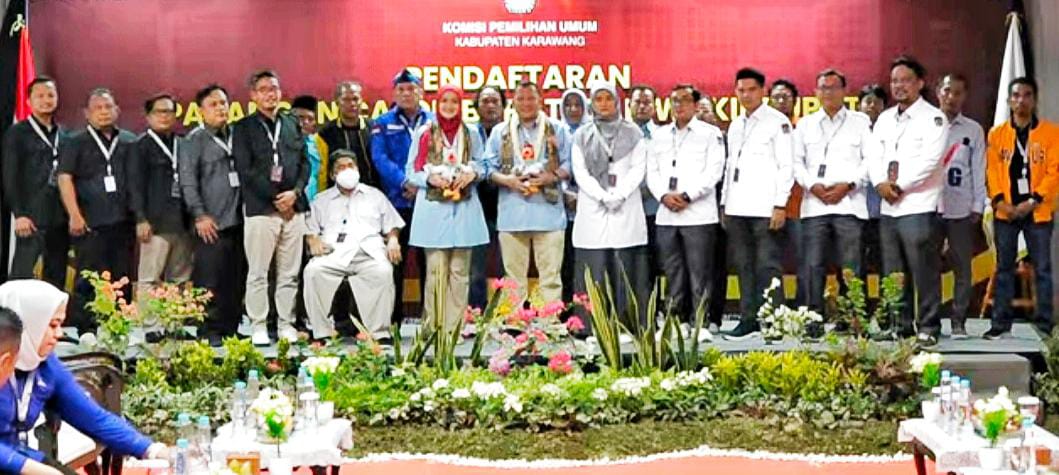 KPU Karawang Terima Pasangan Calon Bupati dan Wakil Bupati di Hari Ketiga Pendaftaran