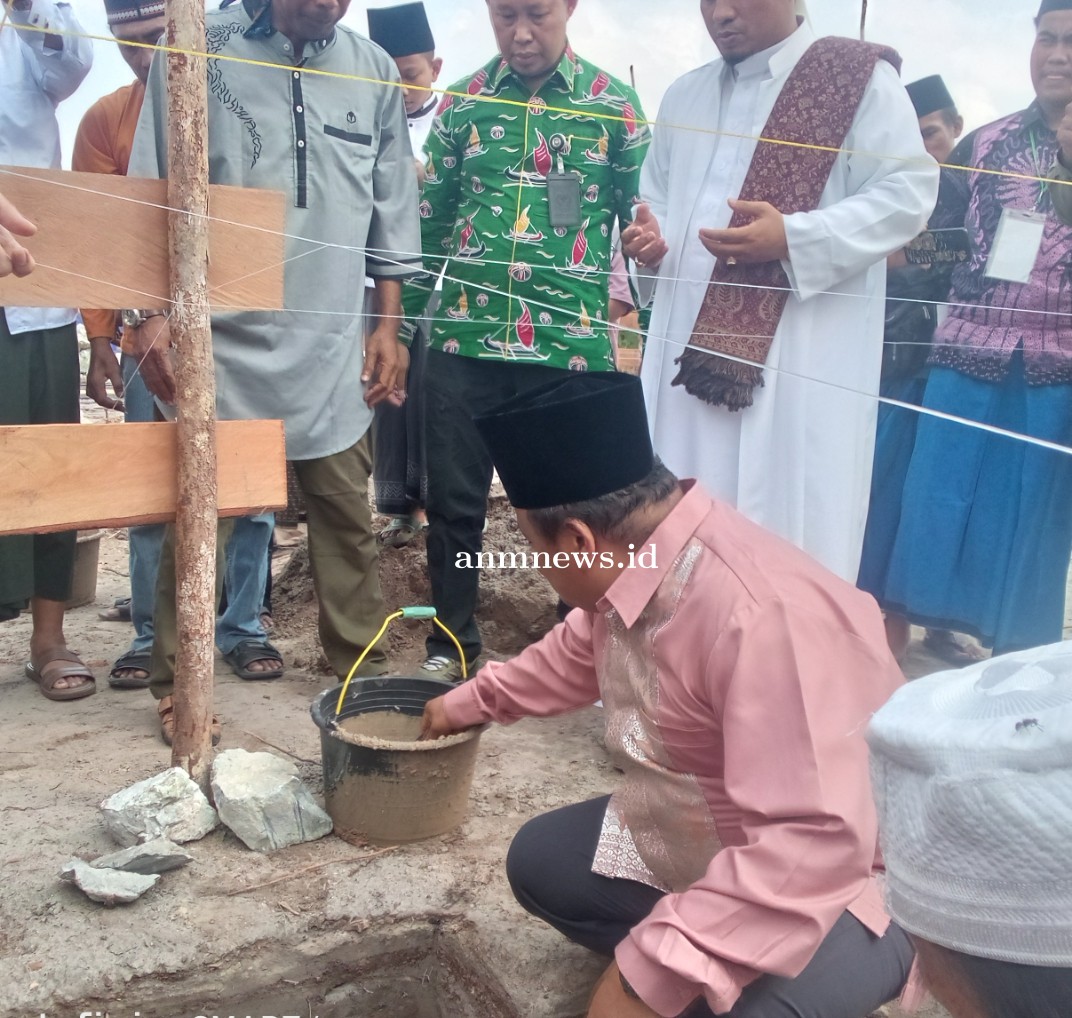 Peletakan Batu Pertama Pendirian Pondok Pasantren Tahfidzul Quran Nurul Azis