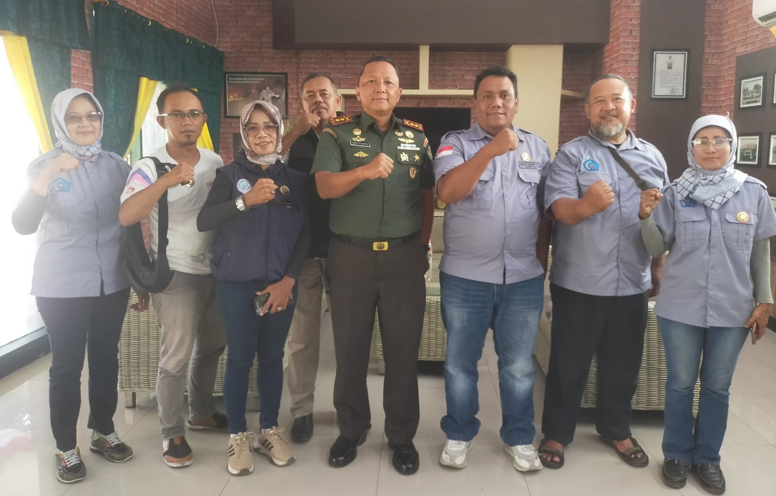 Persatuan Jurnalis Indonesia ( PJI ) Kabupaten Majalengka Kunjungi Dandim 0617 Majalengka