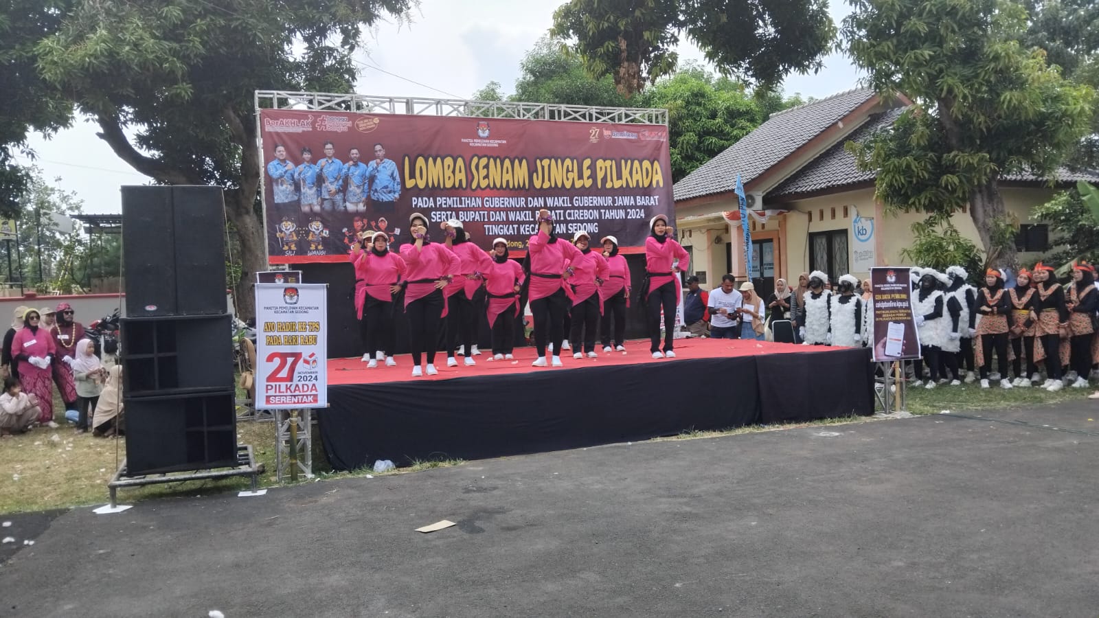 PPK Kec Sedong Sosialisasikan Pilkada Lewat Lomba Senam Jingle Pilkada 2024