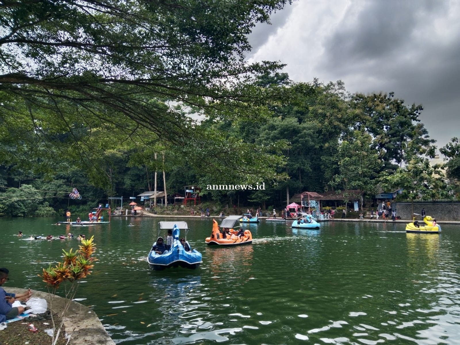 Pesona Alam Situ Cipanten Majalengka Jadikan Favorit Saat Libur Natal & Tahun Baru 2025